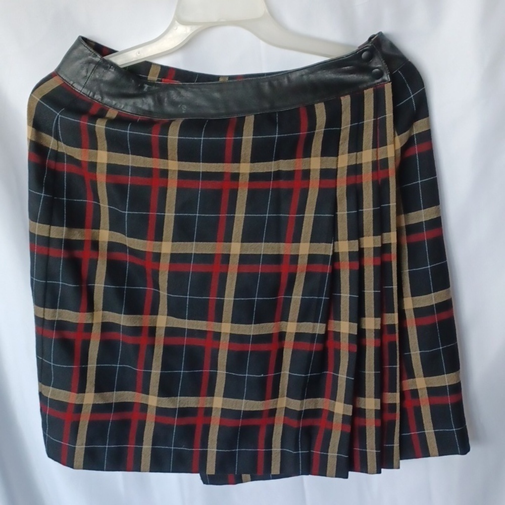 AK Anne Klein plaid wool skirt size 8